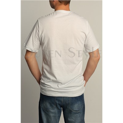 белая мужская футболка с принтом 54810