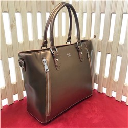 Трендовая сумка Diandian формата А4 из плотной натуральной кожи шоколадного цвета темной бронзы.