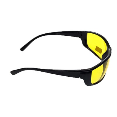 Стильные мужские очки Blumberg в чёрной оправе с прозрачно-лимонными линзами.