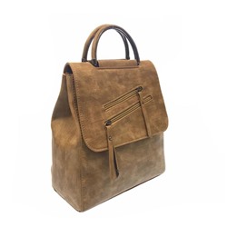 Объёмный сумка-рюкзак Indigo из эко-кожи бежево-карамельного цвета.